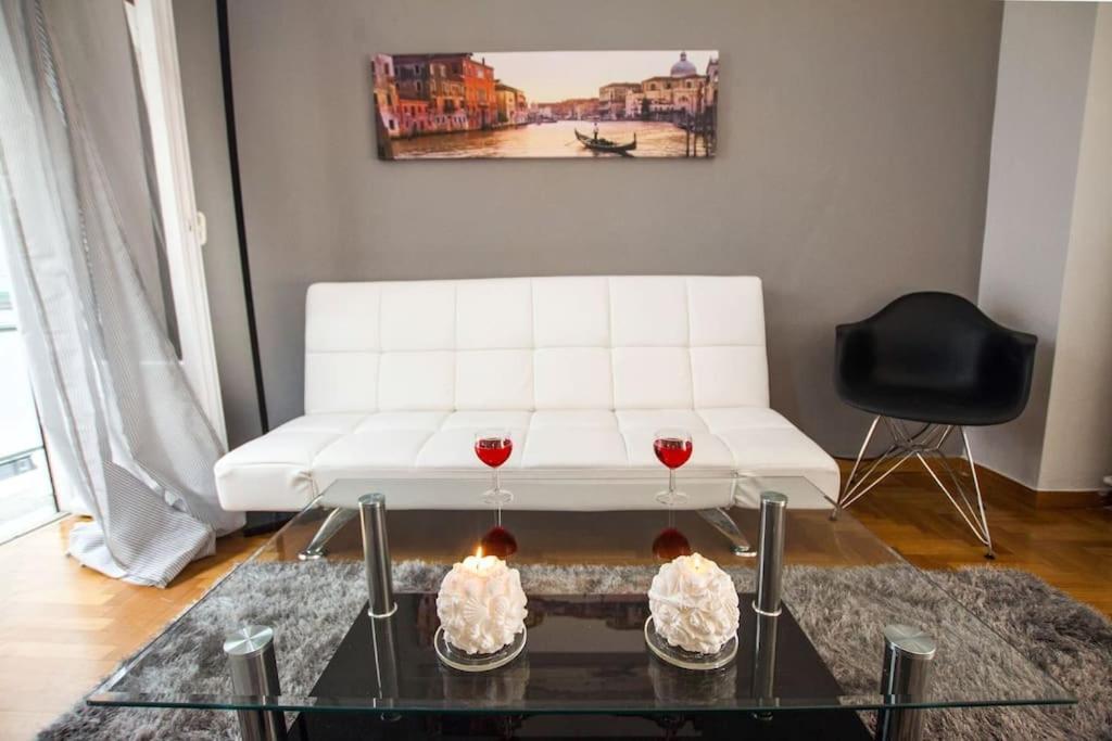 2Bdr Olympianzeus Apt With Netflix Athen Eksteriør billede