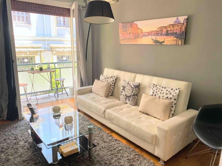 2Bdr Olympianzeus Apt With Netflix Athen Eksteriør billede