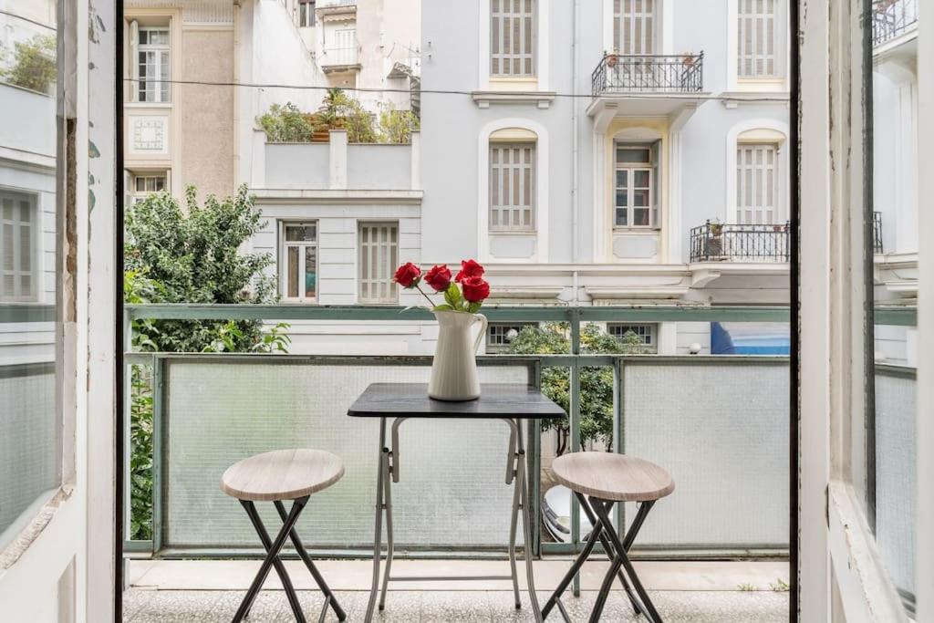 2Bdr Olympianzeus Apt With Netflix Athen Eksteriør billede